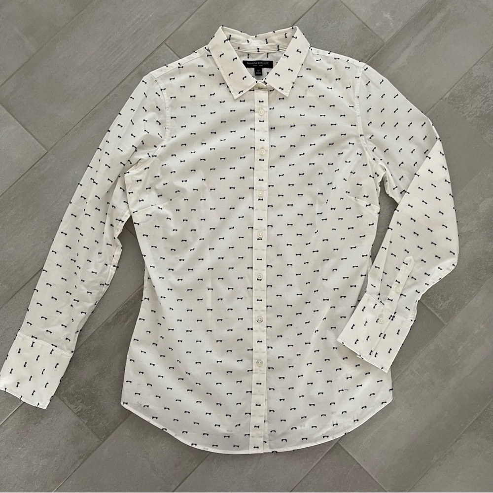NWOT Banana Republic Riley Tailored-fit Embroidered Shirt